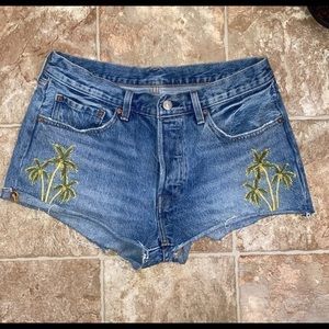 Levi Palm Tree Jean shorts W30